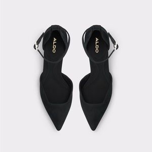 Timeless Pointy Toe Heels ✨